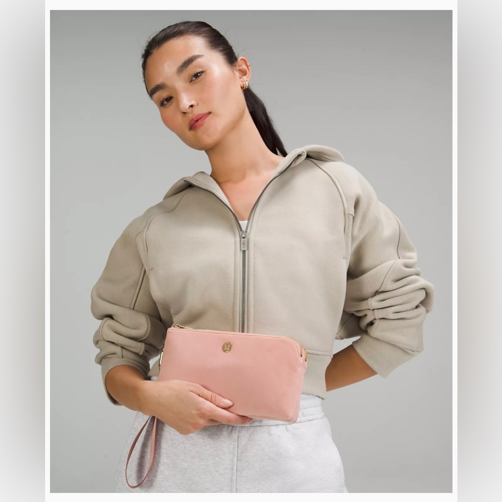 •Lululemon• Curved Velour Wristlet Pink Pastel LIMITED EDITION- GOLD Hardware - Picture 11 of 16